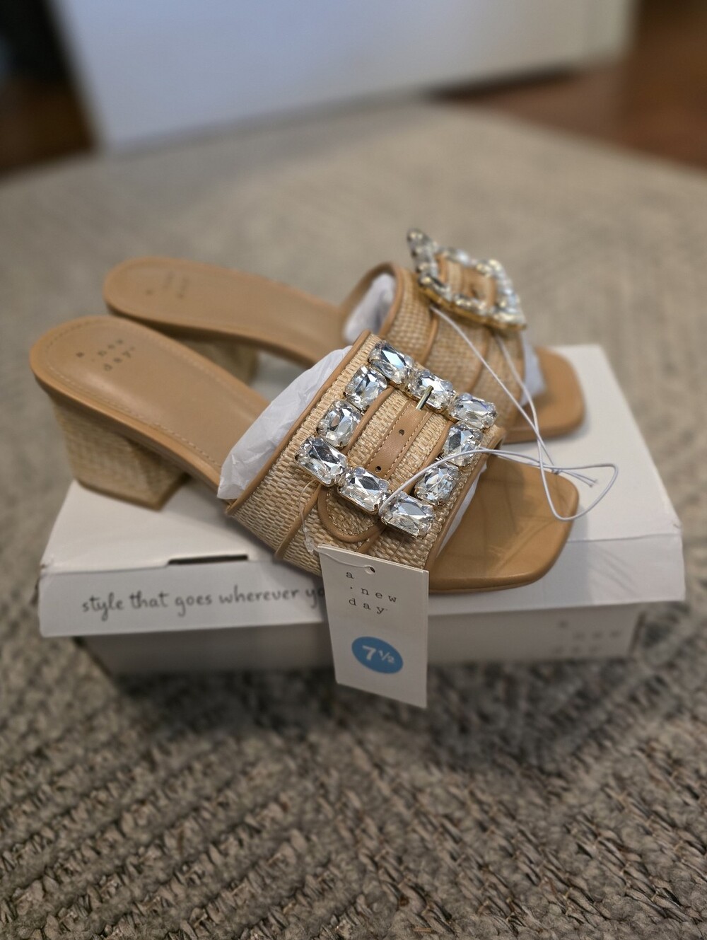 A New Day Womens Beige Kathleen Heels
